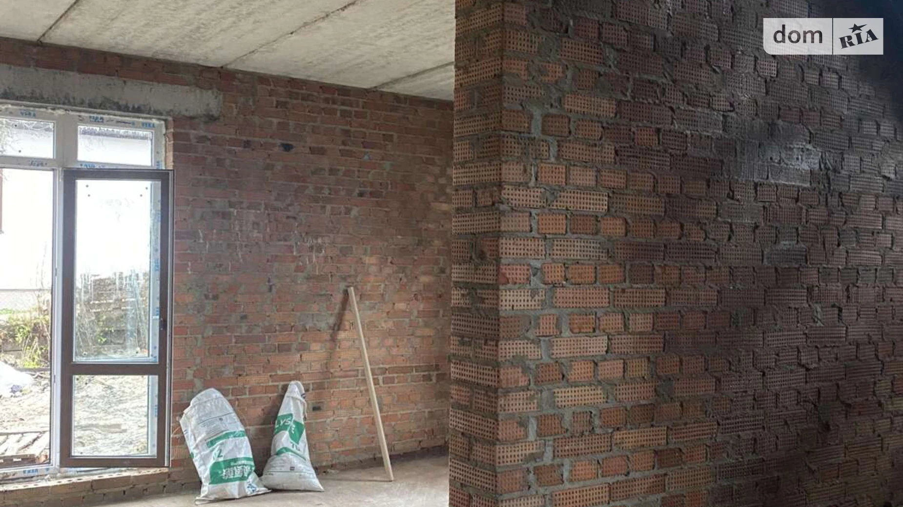 Продается дом на 2 этажа 120 кв. м с бассейном, цена: 52000 $ - фото 2