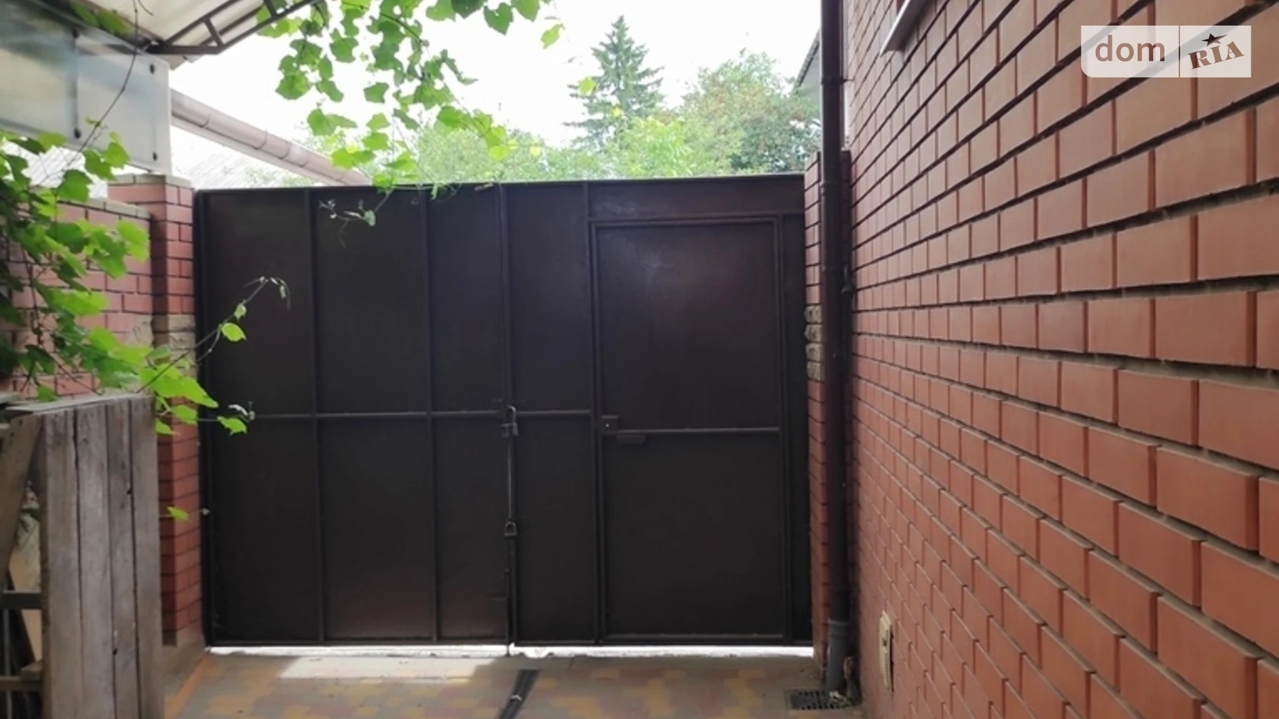 Продается дом на 2 этажа 279.3 кв. м с гаражом, цена: 300000 $ - фото 3