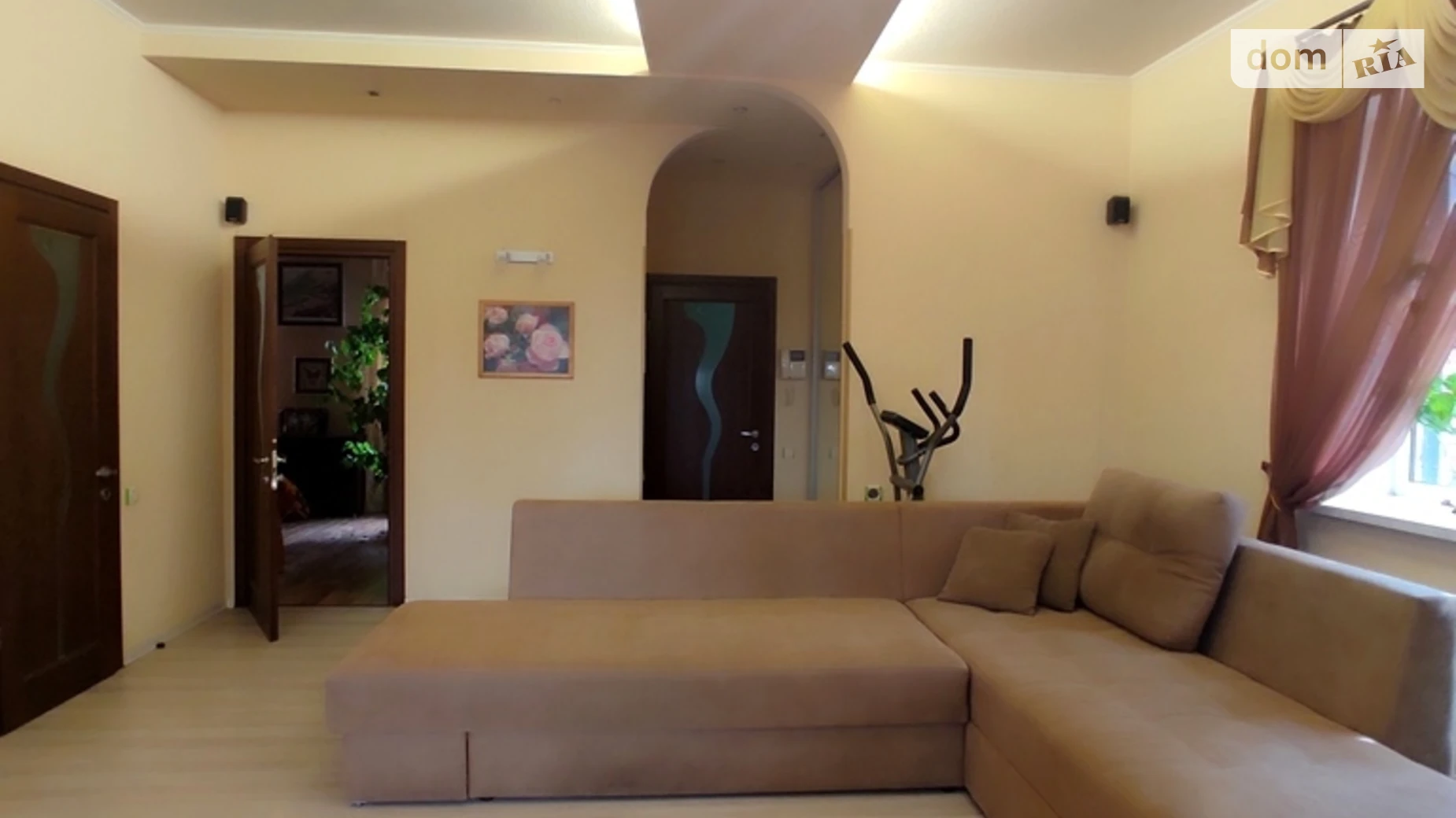 Продается дом на 2 этажа 279.3 кв. м с гаражом, цена: 300000 $ - фото 5