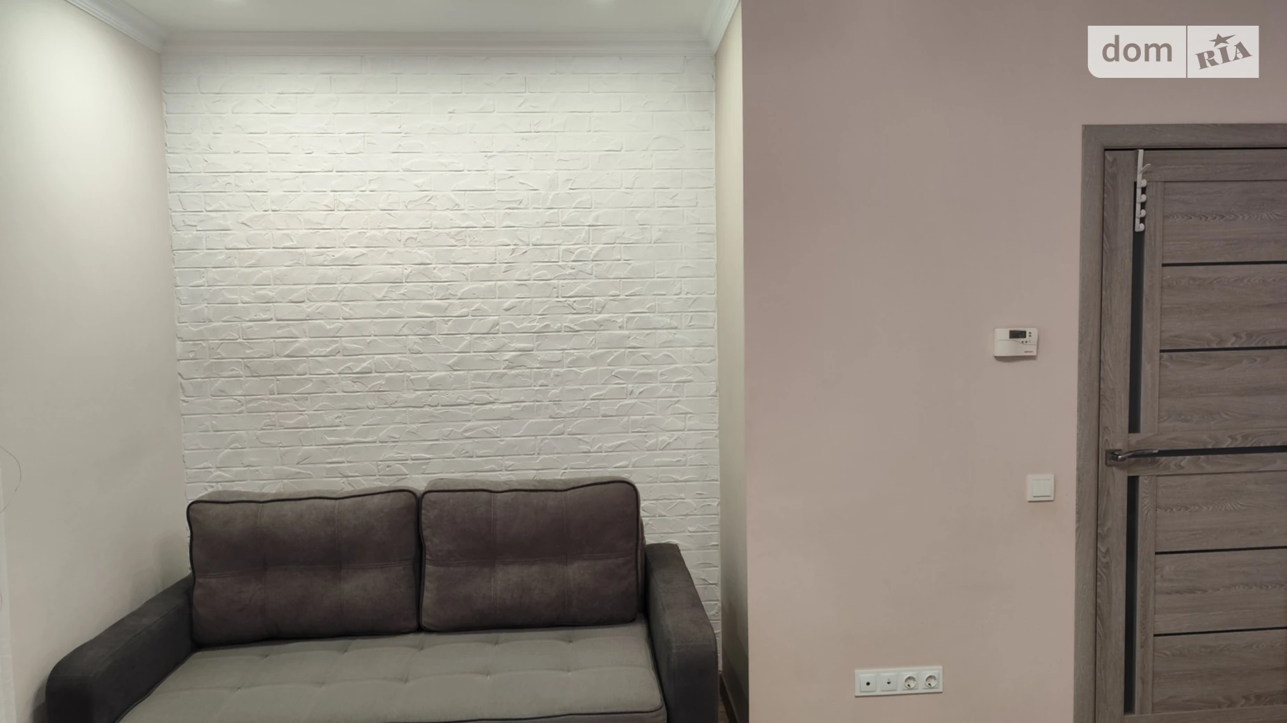 1-комнатная квартира 40 кв. м в Луцке, ул. Орлика Пилипа - фото 5