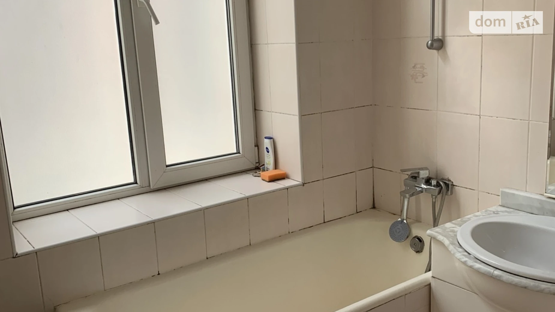 Продается 2-комнатная квартира 78 кв. м в Ивано-Франковске, ул. Стрельцов Сечевых, 6 - фото 2