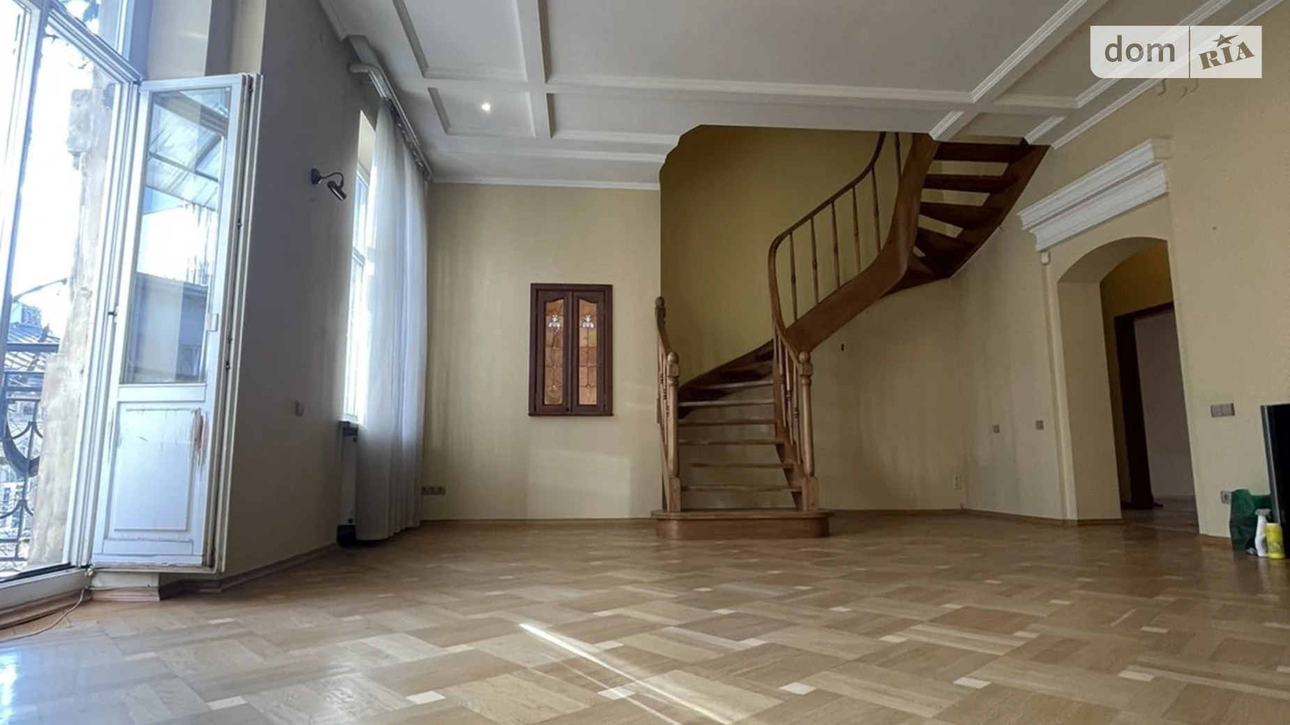 Продается 5-комнатная квартира 226 кв. м в Львове, ул. Глубокая, 8 - фото 5