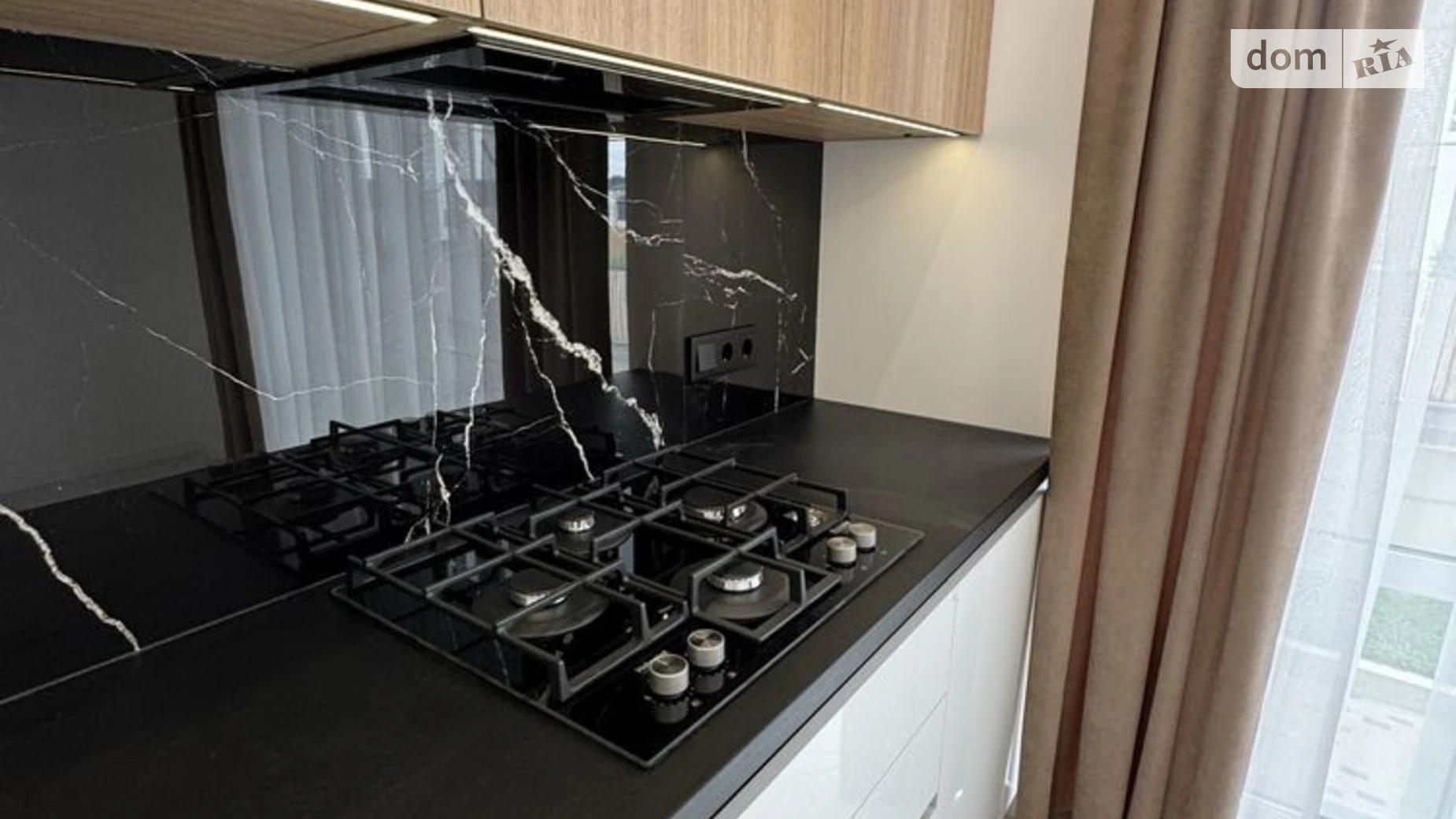 Продается 2-комнатная квартира 53 кв. м в Ровно, ул. Николая Боголюбова - фото 3