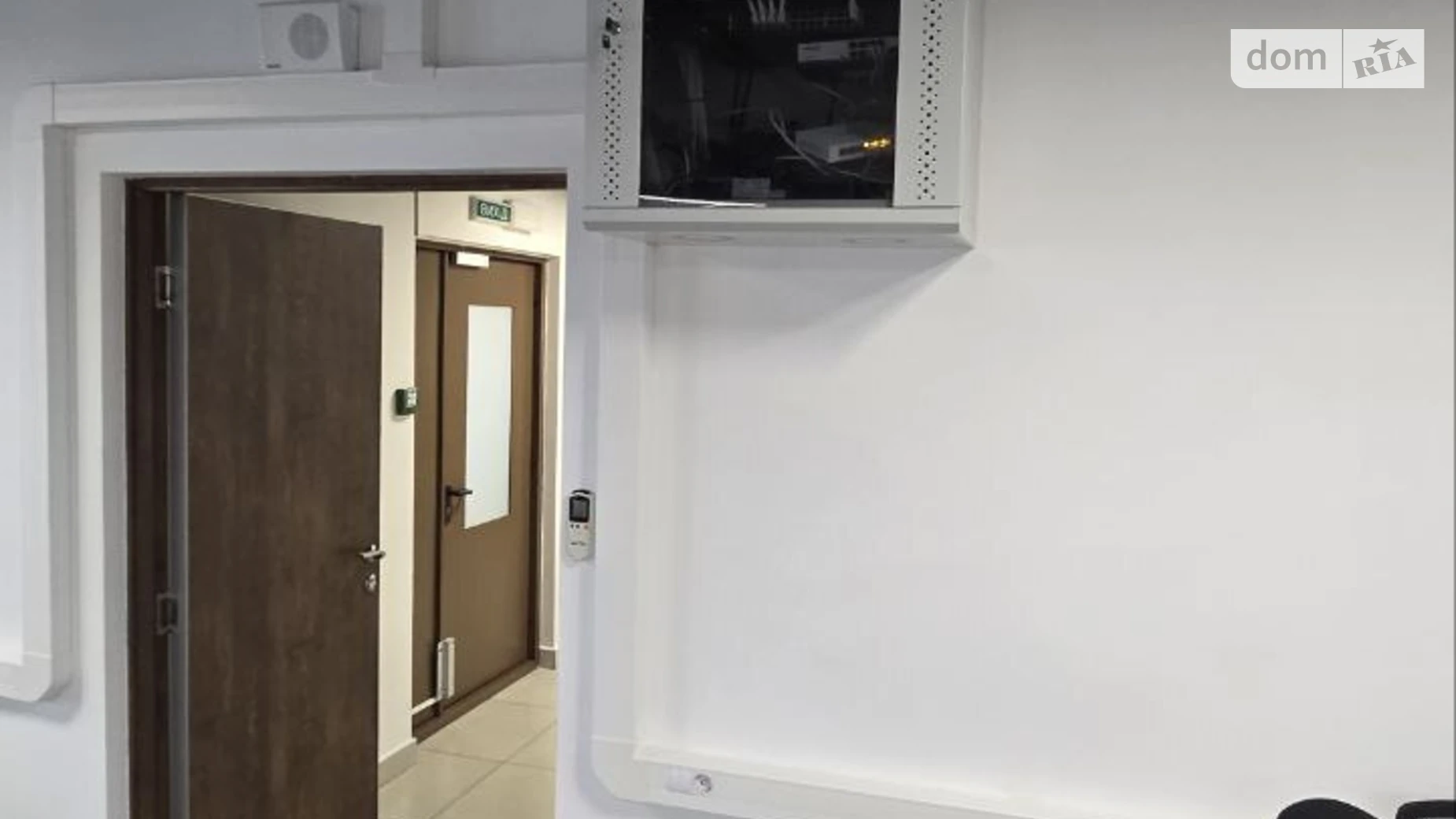 Здається в оренду офіс 100 кв. м в бізнес-центрі, цена: 800 $ - фото 5