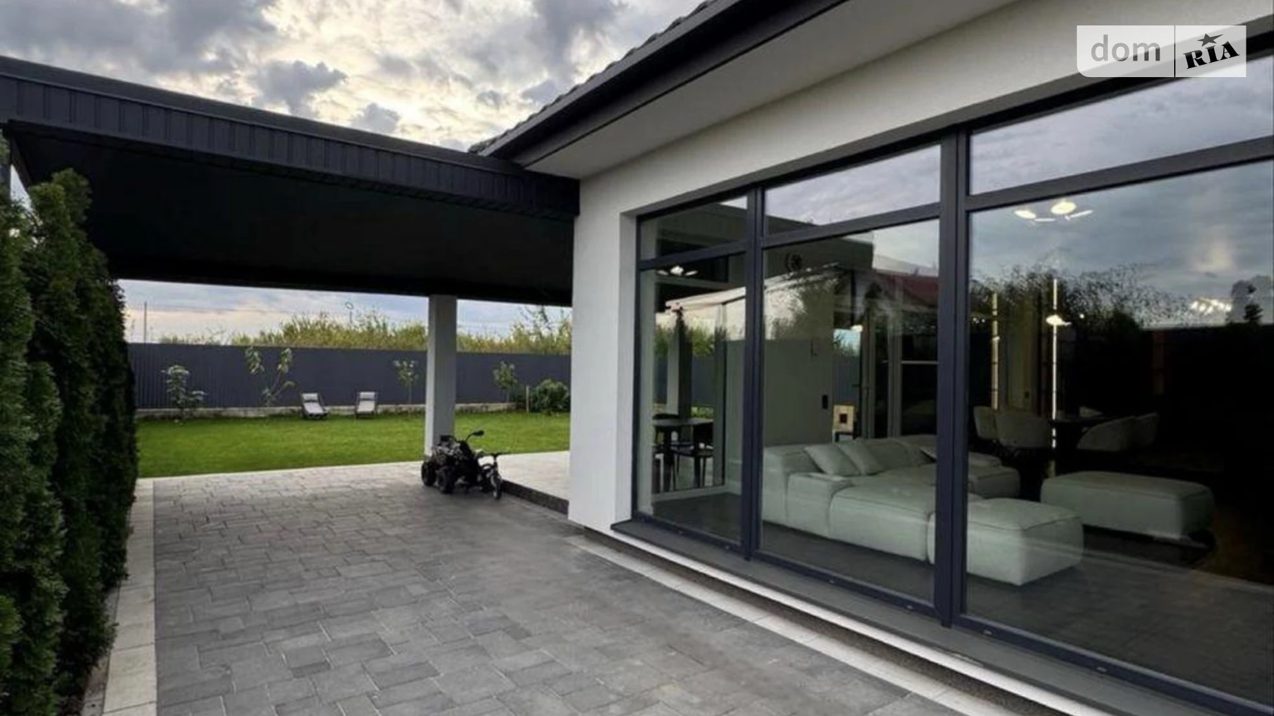 Продается одноэтажный дом 145 кв. м с мансардой, цена: 255000 $ - фото 2