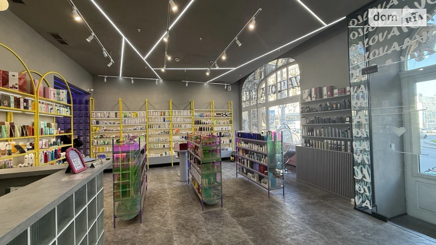 Сдается в аренду помещения свободного назначения 84 кв. м в 5-этажном здании, цена: 5500 $ - фото 3