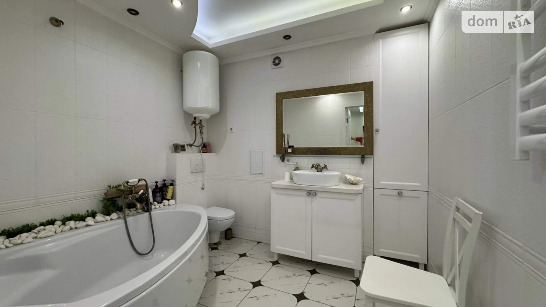 Продается 1-комнатная квартира 43 кв. м в Ровно, ул. Соборная - фото 4