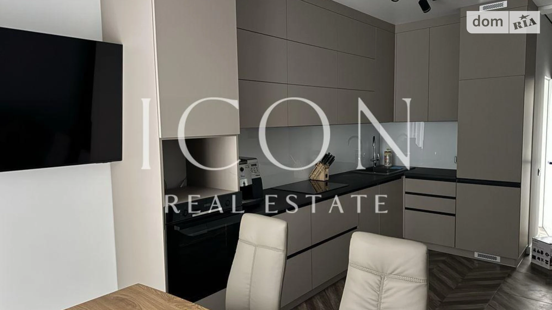 Сдается в аренду дом на 3 этажа 90 кв. м с бассейном, цена: 1200 $ - фото 2