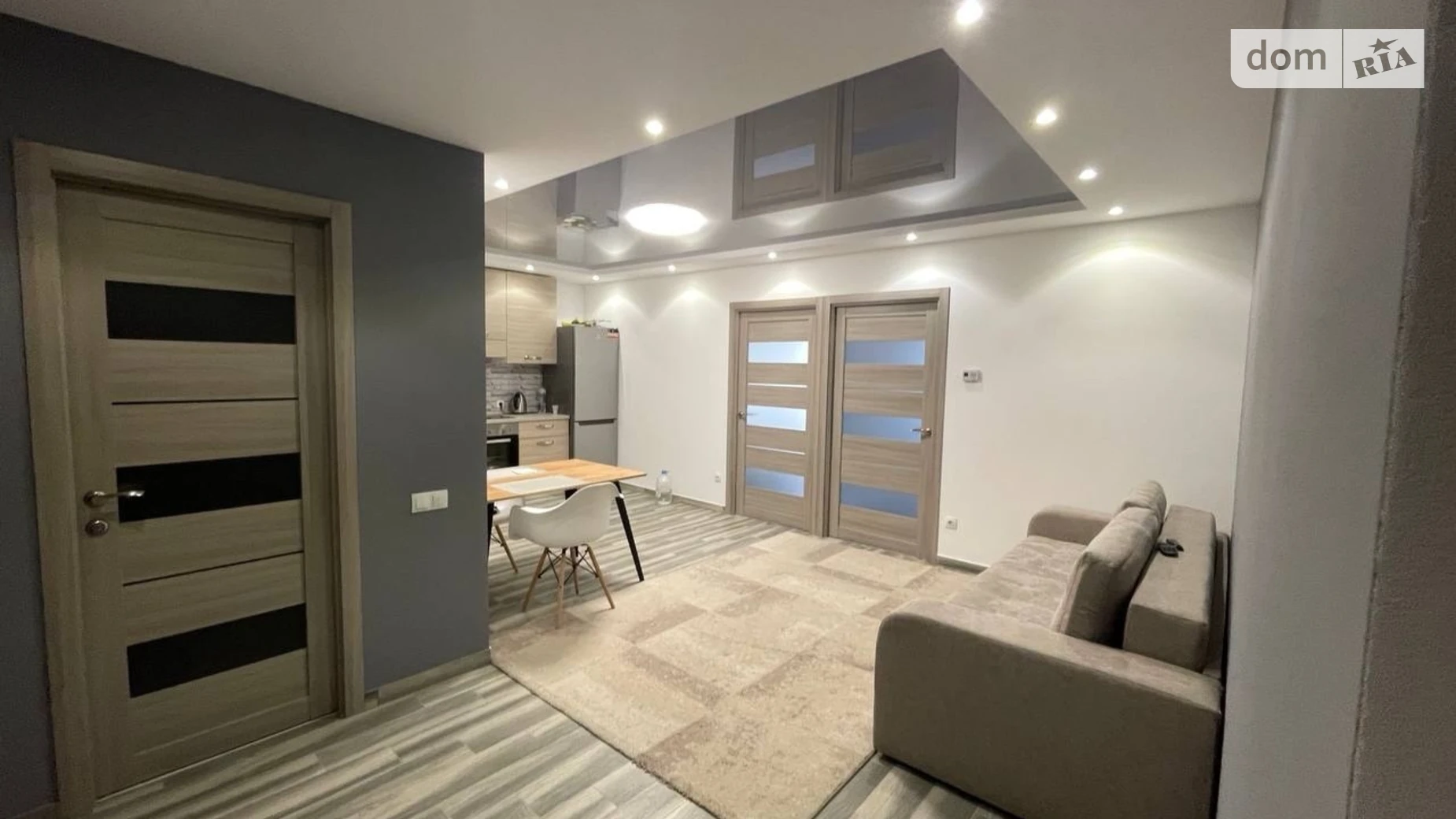 3-комнатная квартира 67 кв. м в Тернополе, ул. Сахарова Андрея Академика, 10 - фото 4