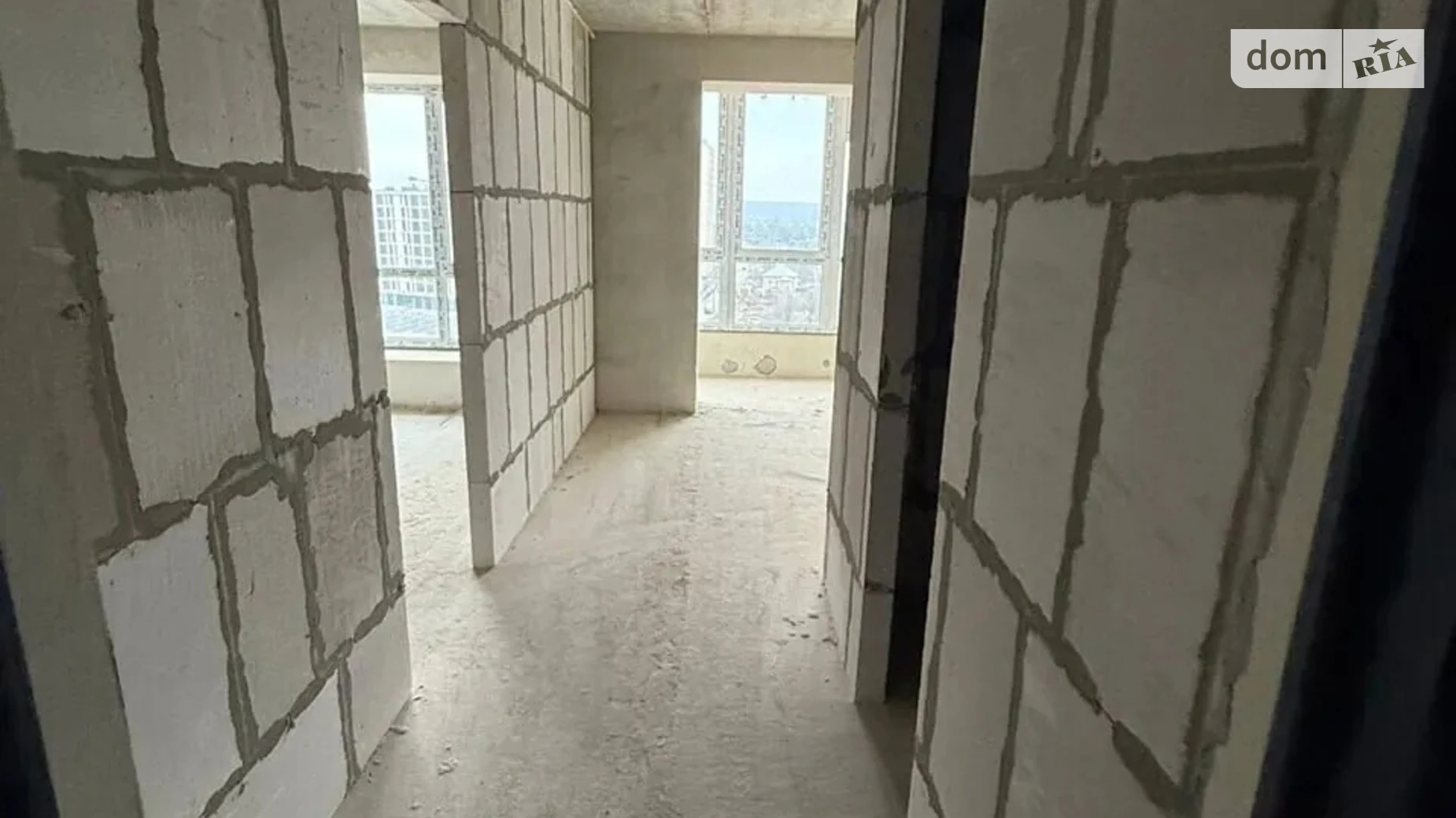 Продается 1-комнатная квартира 36 кв. м в Ивано-Франковске, ул. Княгинин, 44 - фото 4