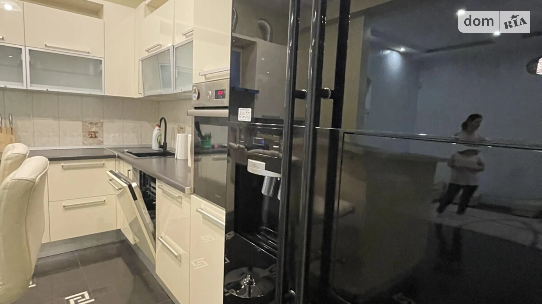 Сдается в аренду 3-комнатная квартира 100 кв. м в Львове, ул. Довбуша Олексы - фото 3