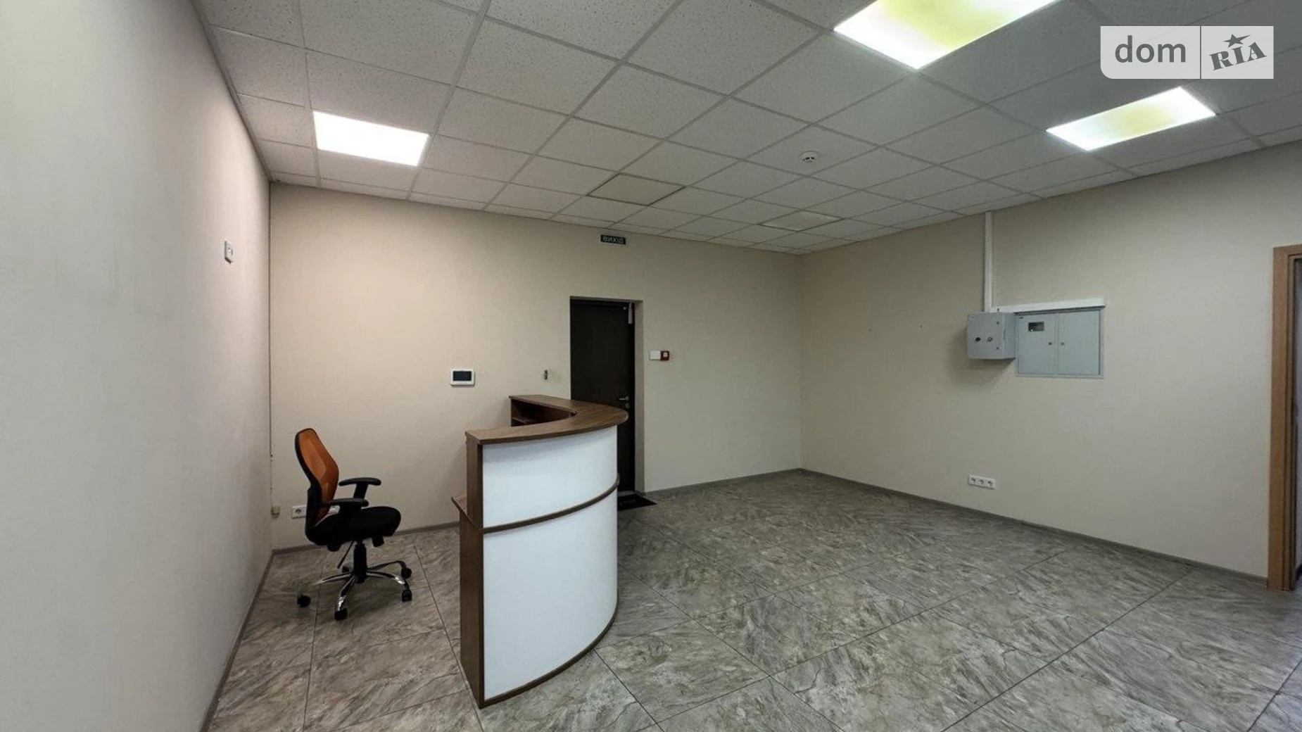 Сдается в аренду офис 235 кв. м в бизнес-центре, цена: 4900 $ - фото 3