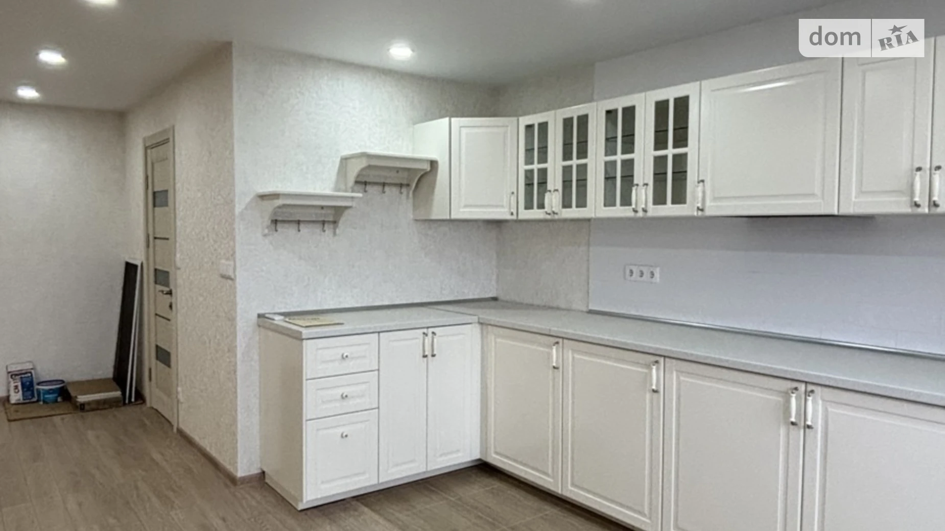 Продається 1-кімнатна квартира 40 кв. м у Чорноморську, вул. Парусна, 1О - фото 3