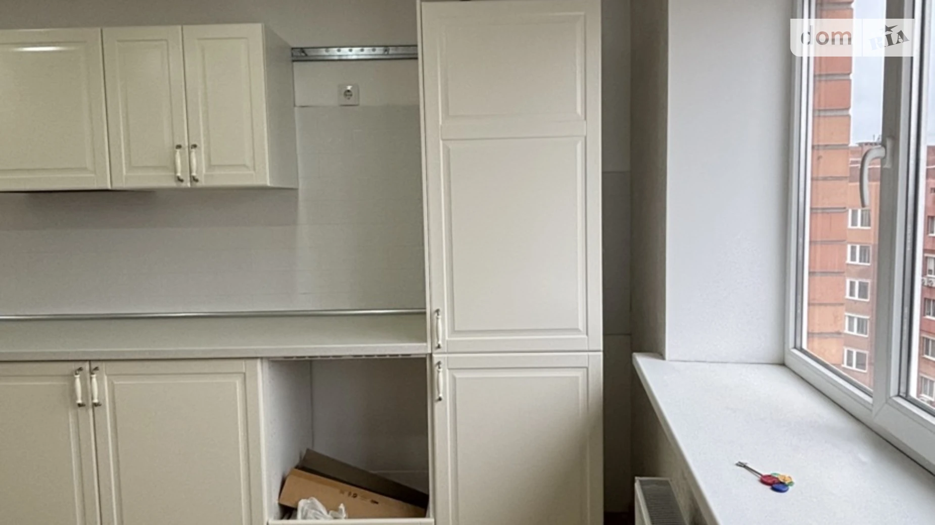 Продається 1-кімнатна квартира 40 кв. м у Чорноморську, вул. Парусна, 1О - фото 4