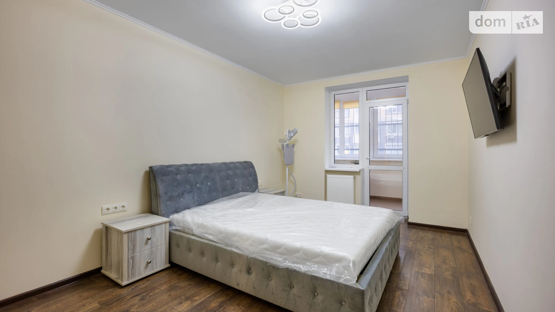 Продается 3-комнатная квартира 102.6 кв. м в Львове, ул. Рубчака Ивана - фото 2