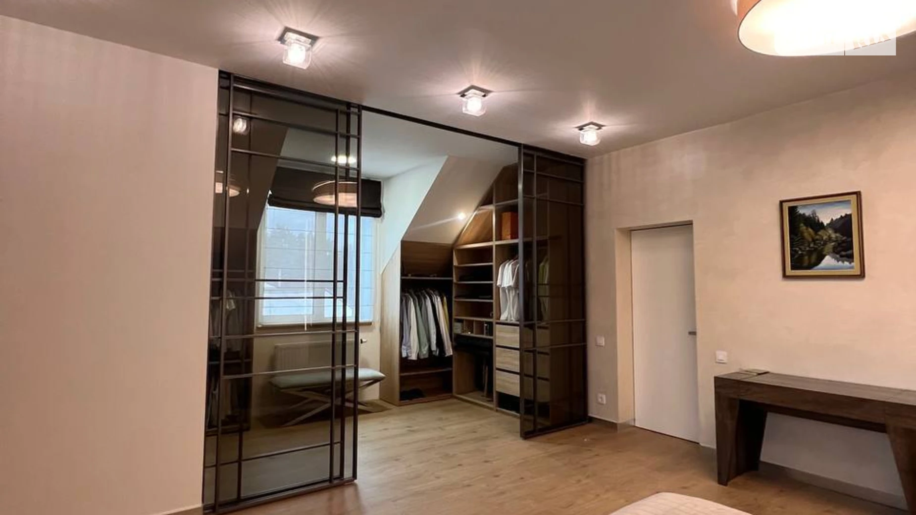 Продается дом на 2 этажа 283 кв. м с балконом, цена: 675000 $ - фото 3