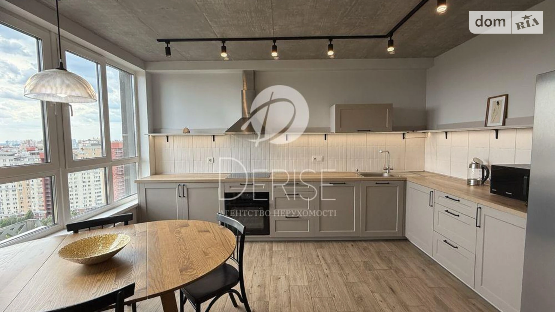 Продается 2-комнатная квартира 77 кв. м в Киеве, ул. Михаила Максимовича, 32 - фото 2