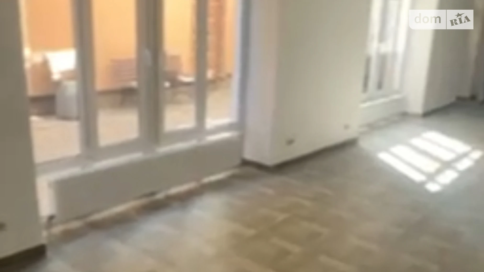 Сдается в аренду офис 68 кв. м в бизнес-центре, цена: 1020 $ - фото 2