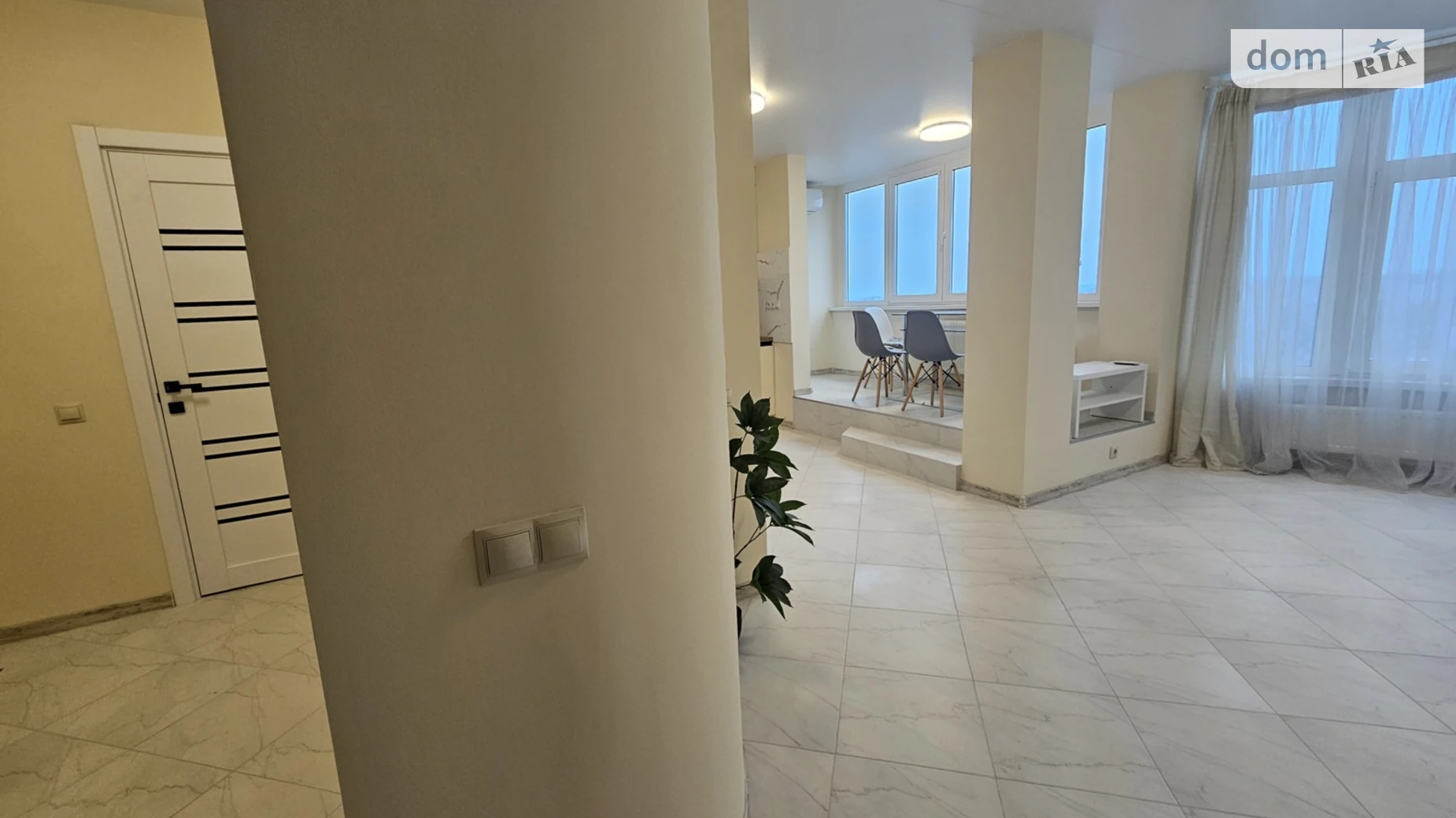 Сдается в аренду 1-комнатная квартира 43 кв. м в, цена: 400 $ - фото 3