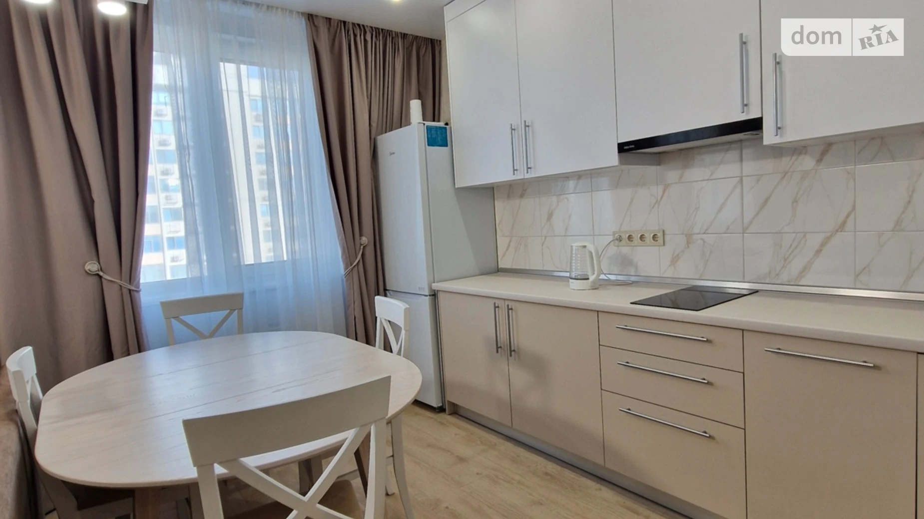 Сдается в аренду 1-комнатная квартира 46 кв. м в, цена: 11000 грн - фото 2