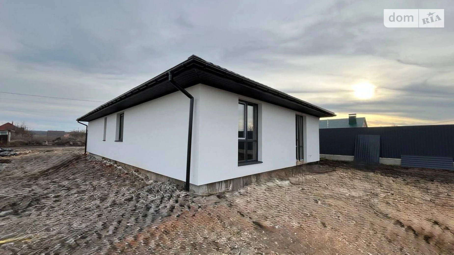 Продается одноэтажный дом 92 кв. м с террасой, цена: 88000 $ - фото 3