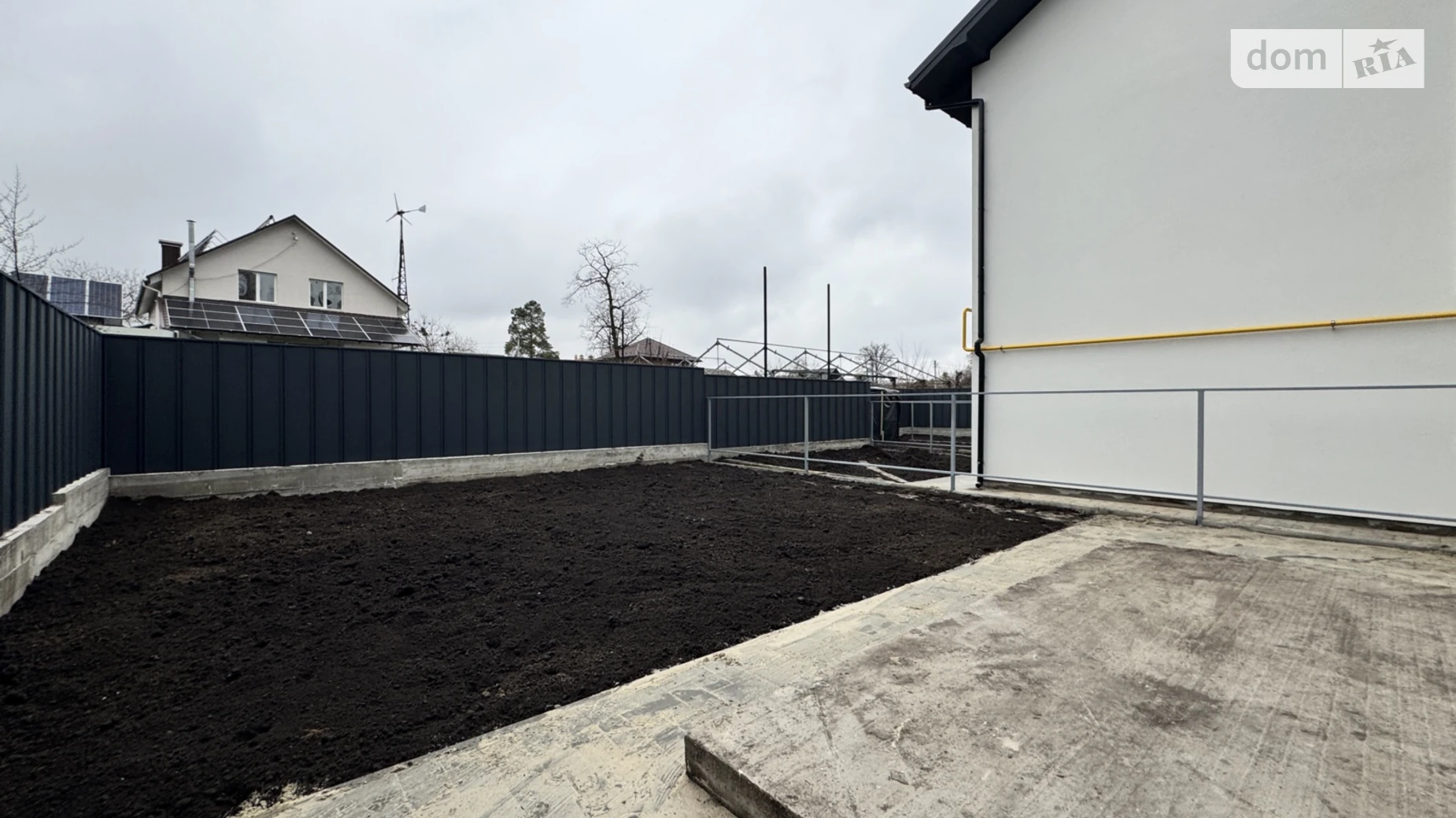 Продается дом на 3 этажа 145 кв. м с мебелью, цена: 135000 $ - фото 2