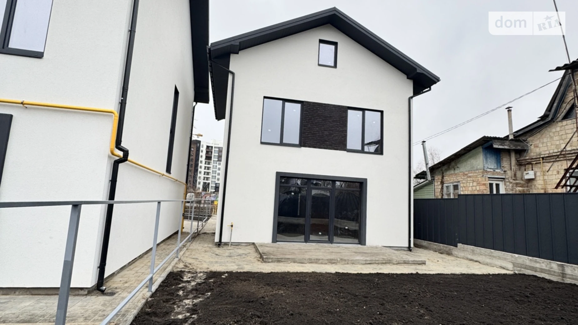 Продается дом на 3 этажа 145 кв. м с мебелью, цена: 135000 $ - фото 5