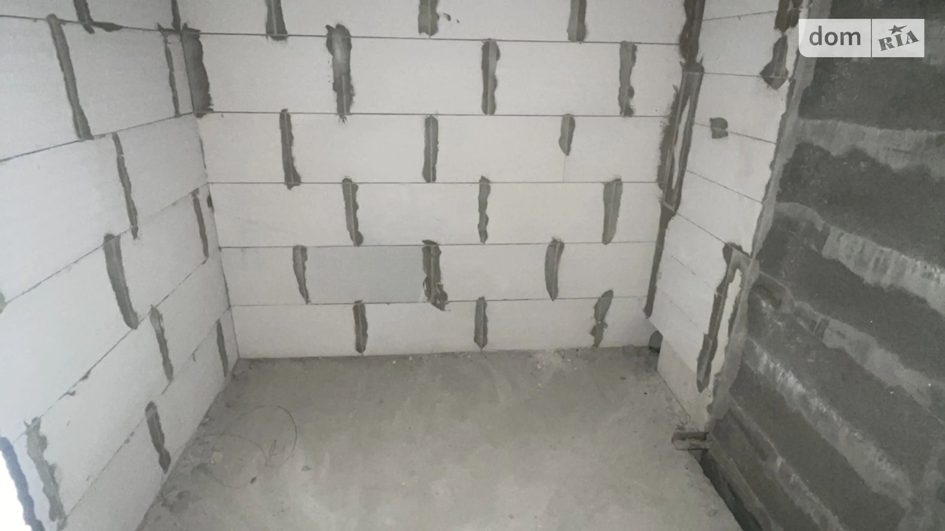 Продается 1-комнатная квартира 39.8 кв. м в Буче, ул. Князя Владимира Великого - фото 2