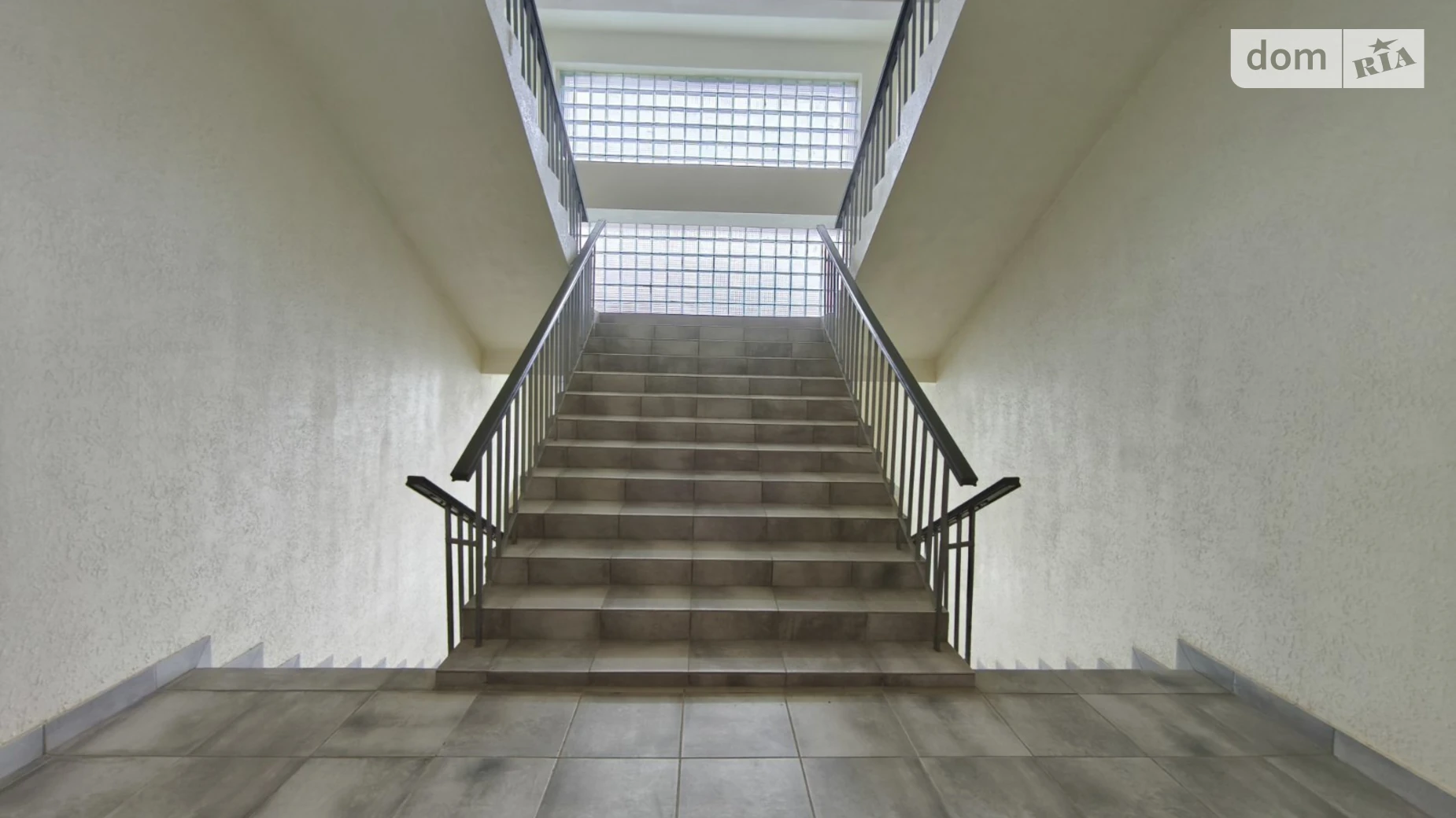 Продается 1-комнатная квартира 25 кв. м в Ужгороде, ул. Сергея Мартина(Парижской Коммуны), 4 - фото 5