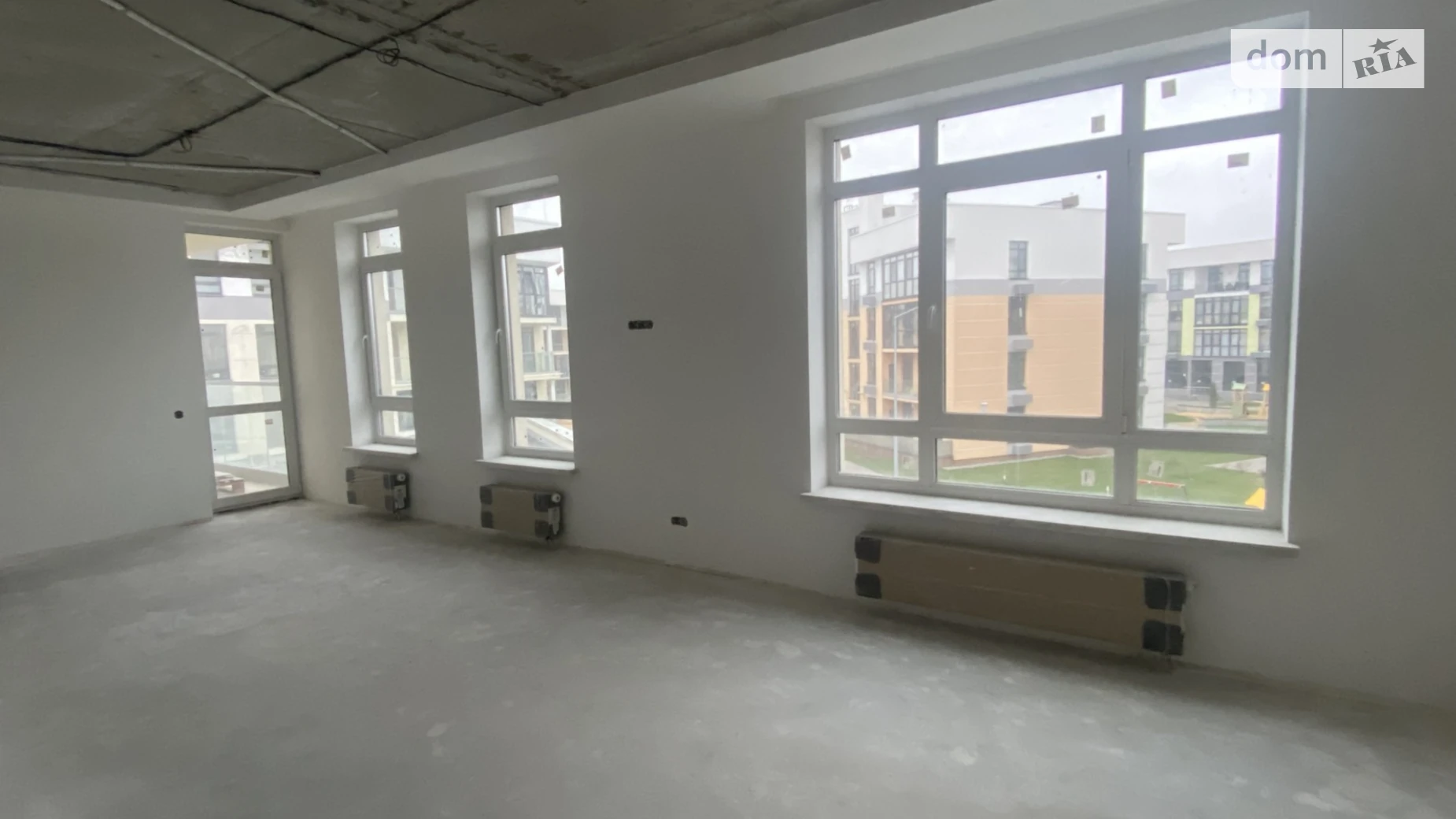 Продается 3-комнатная квартира 80 кв. м в Киеве, ул. Дубищанская, 1 - фото 2