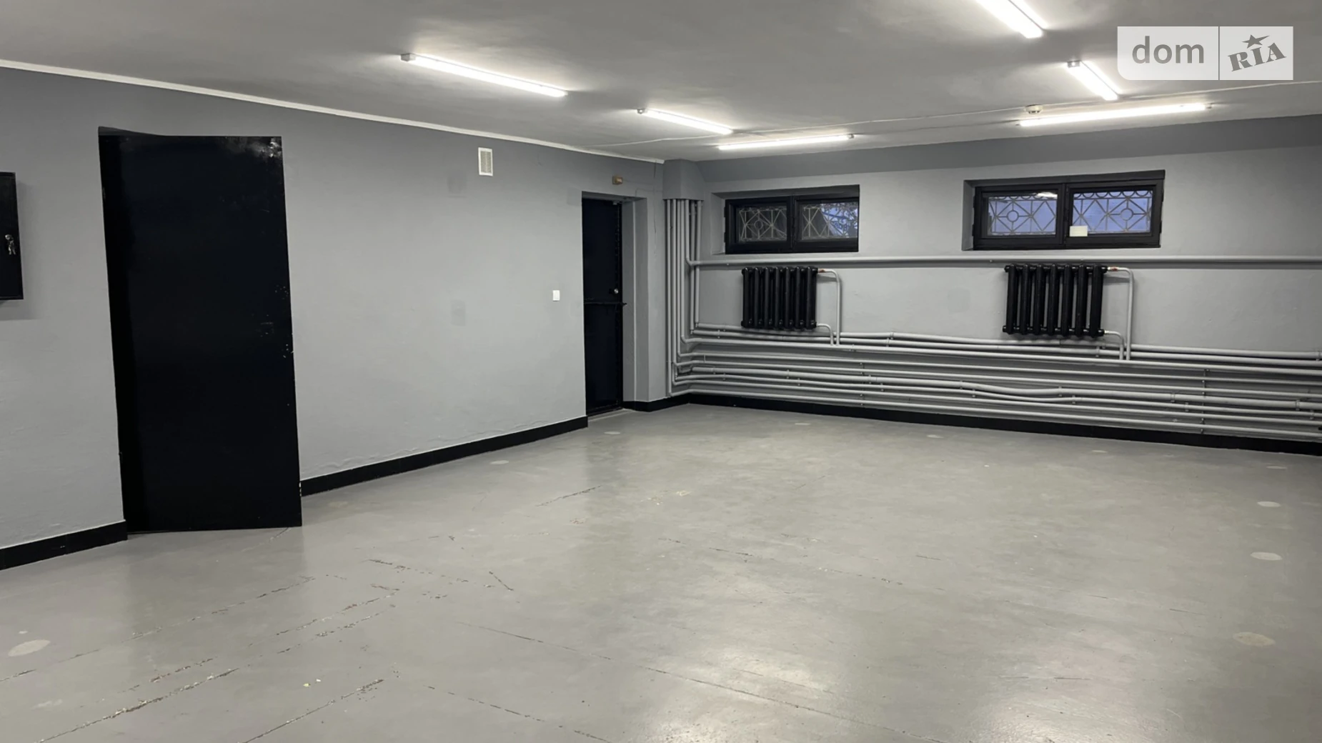Сдается в аренду помещения свободного назначения 92 кв. м в 3-этажном здании, цена: 11000 грн - фото 3