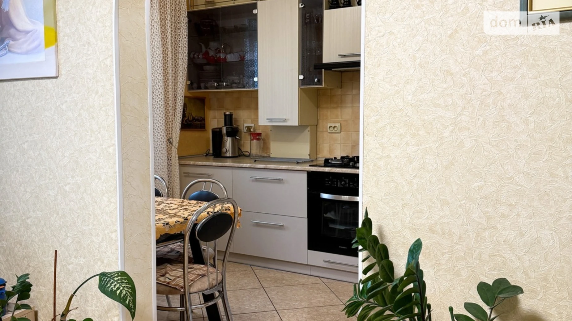 Продается 4-комнатная квартира 73.3 кв. м в Нововолынске, ул. Кауркова - фото 3