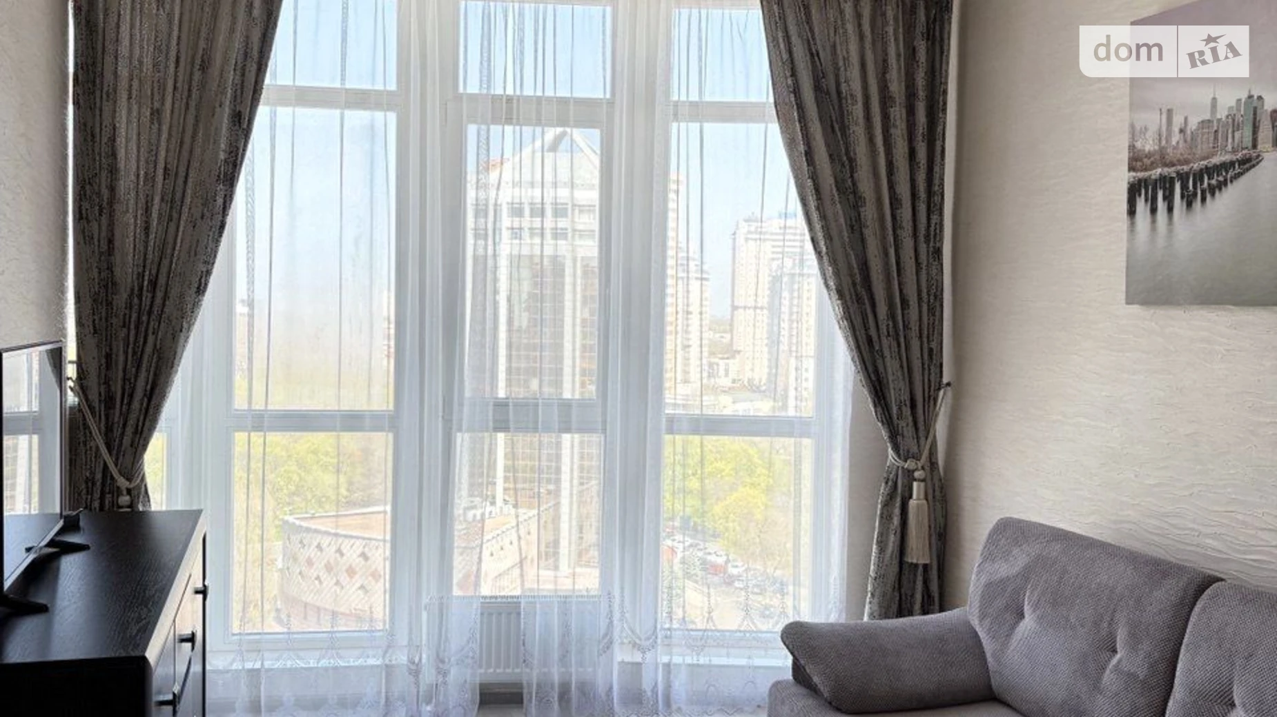 Сдается в аренду 2-комнатная квартира 56 кв. м в Одессе, просп. Леси Украинки, 19А - фото 2