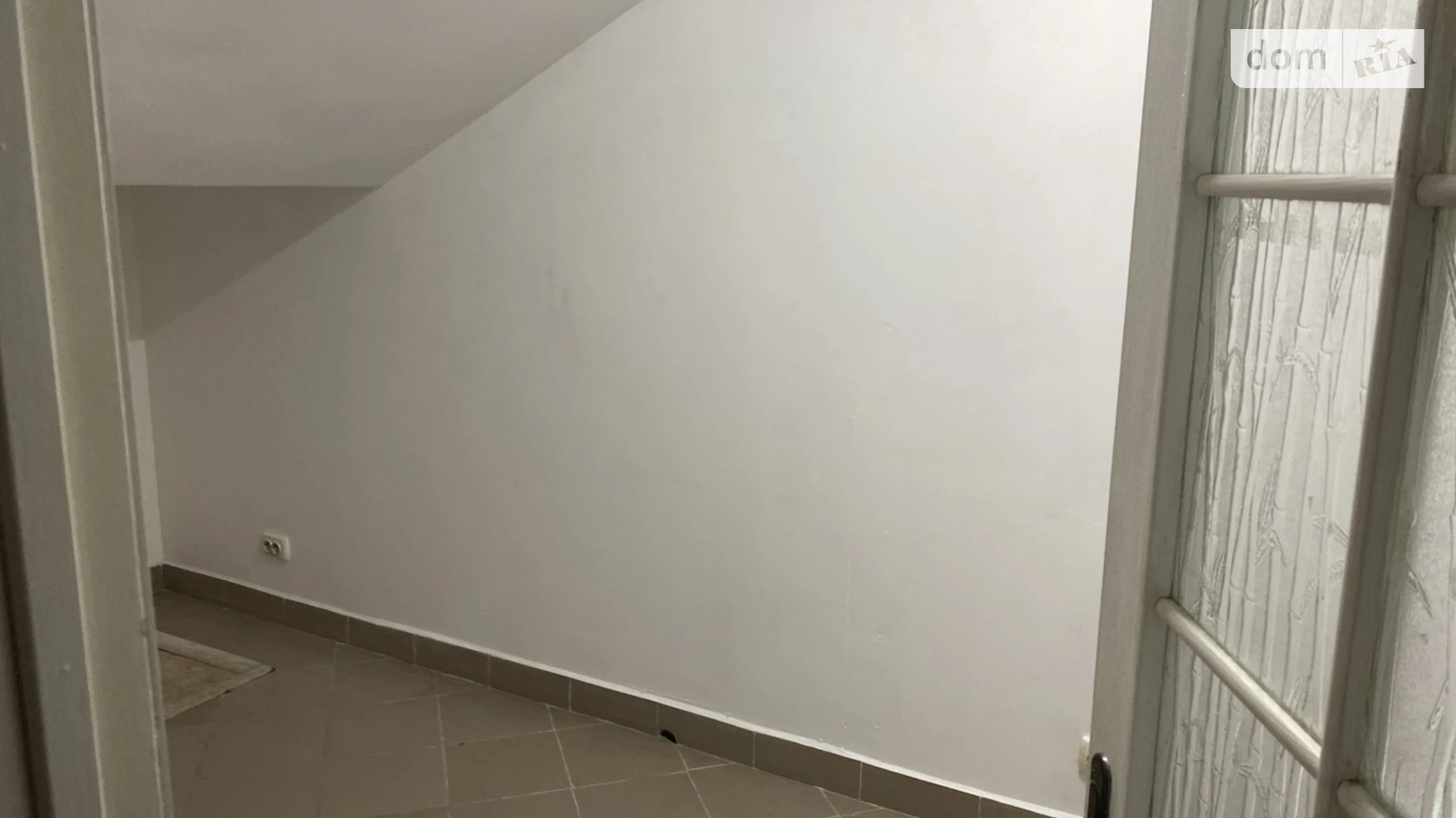 Сдается в аренду офис 6 кв. м в бизнес-центре, цена: 3000 грн - фото 3