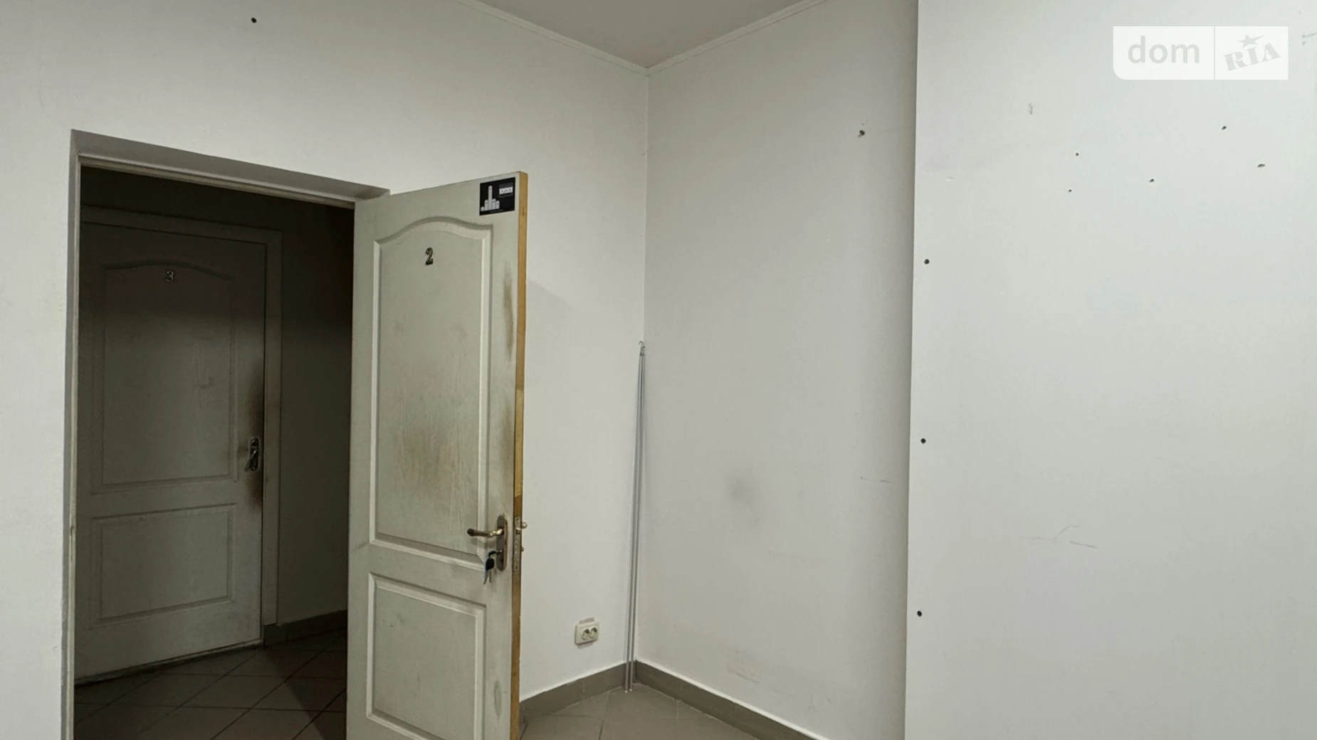 Сдается в аренду офис 35 кв. м в бизнес-центре, цена: 8500 грн - фото 4