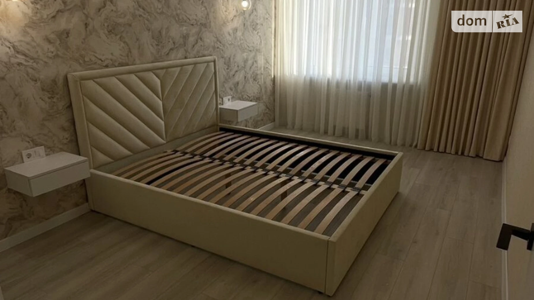 Продается 1-комнатная квартира 43 кв. м в Одессе, ул. Краснова, 3 - фото 3