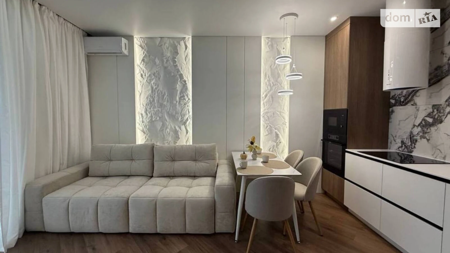 Продается 1-комнатная квартира 43 кв. м в Одессе, ул. Краснова, 3 - фото 2