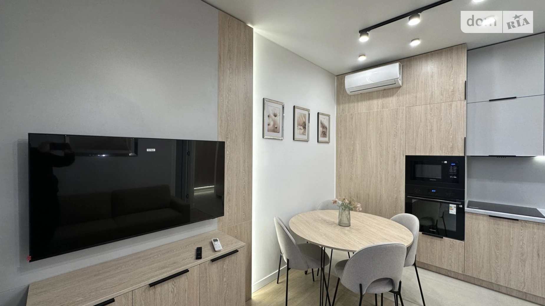 Продается 1-комнатная квартира 42 кв. м в Одессе, ул. Краснова, 3 корпус 63 - фото 2