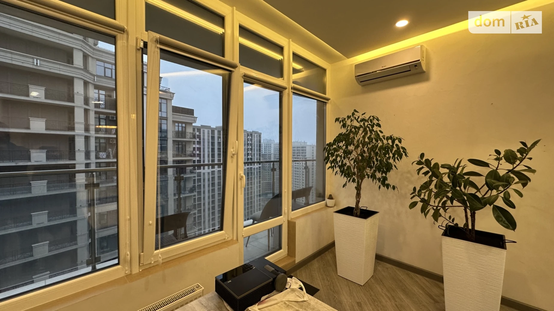 Здається в оренду офіс 122 кв. м в бізнес-центрі, цена: 800 $ - фото 2