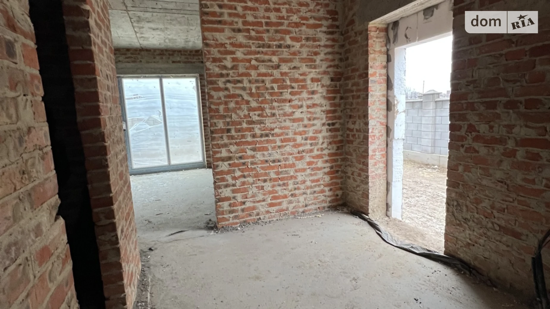 ул. Кулика и Гудачека(Макарова) Авторынок Ровно, цена: 65000 $ - фото 4