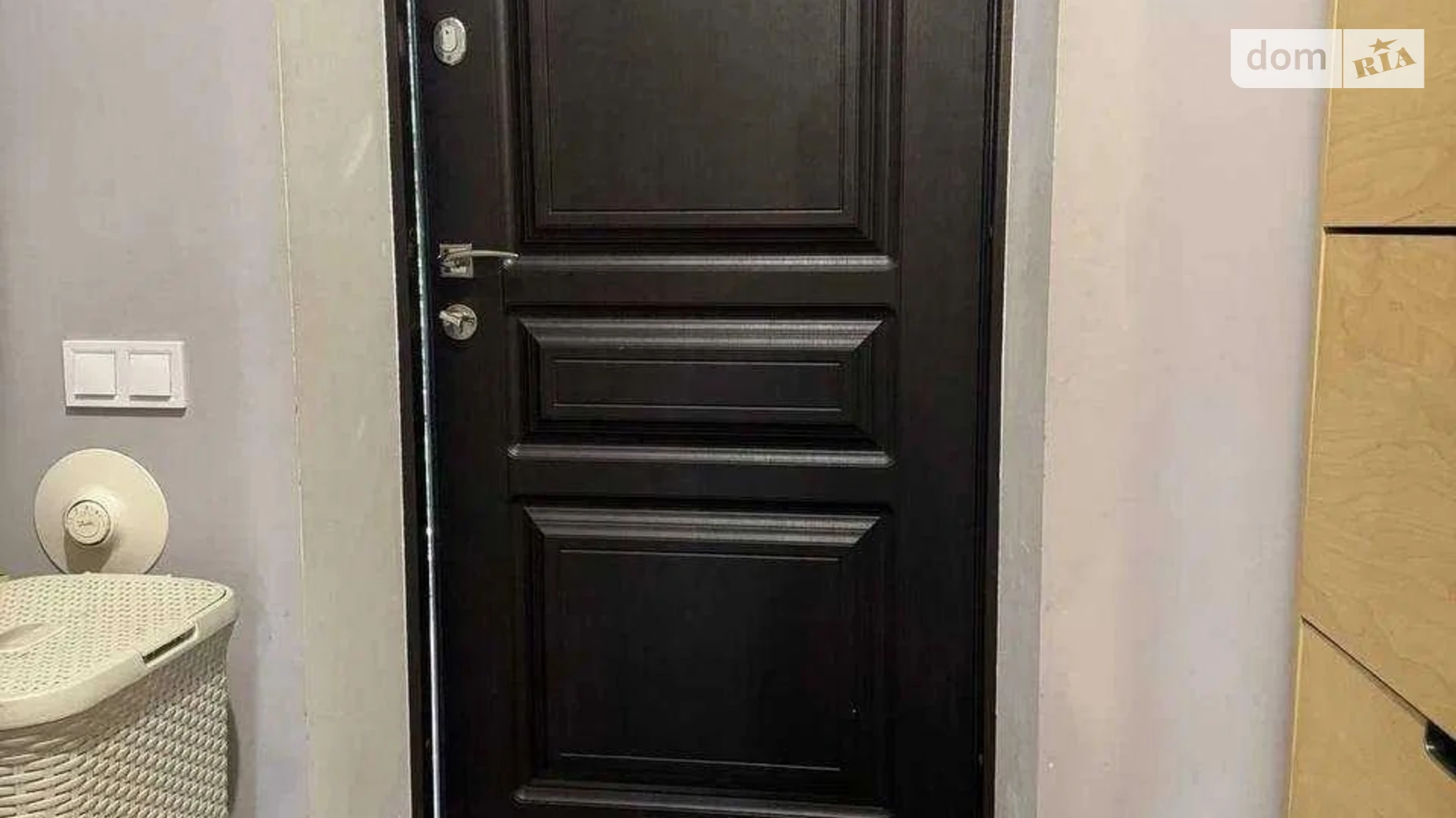 Продается дом на 2 этажа 136 кв. м с гаражом, цена: 195000 $ - фото 2