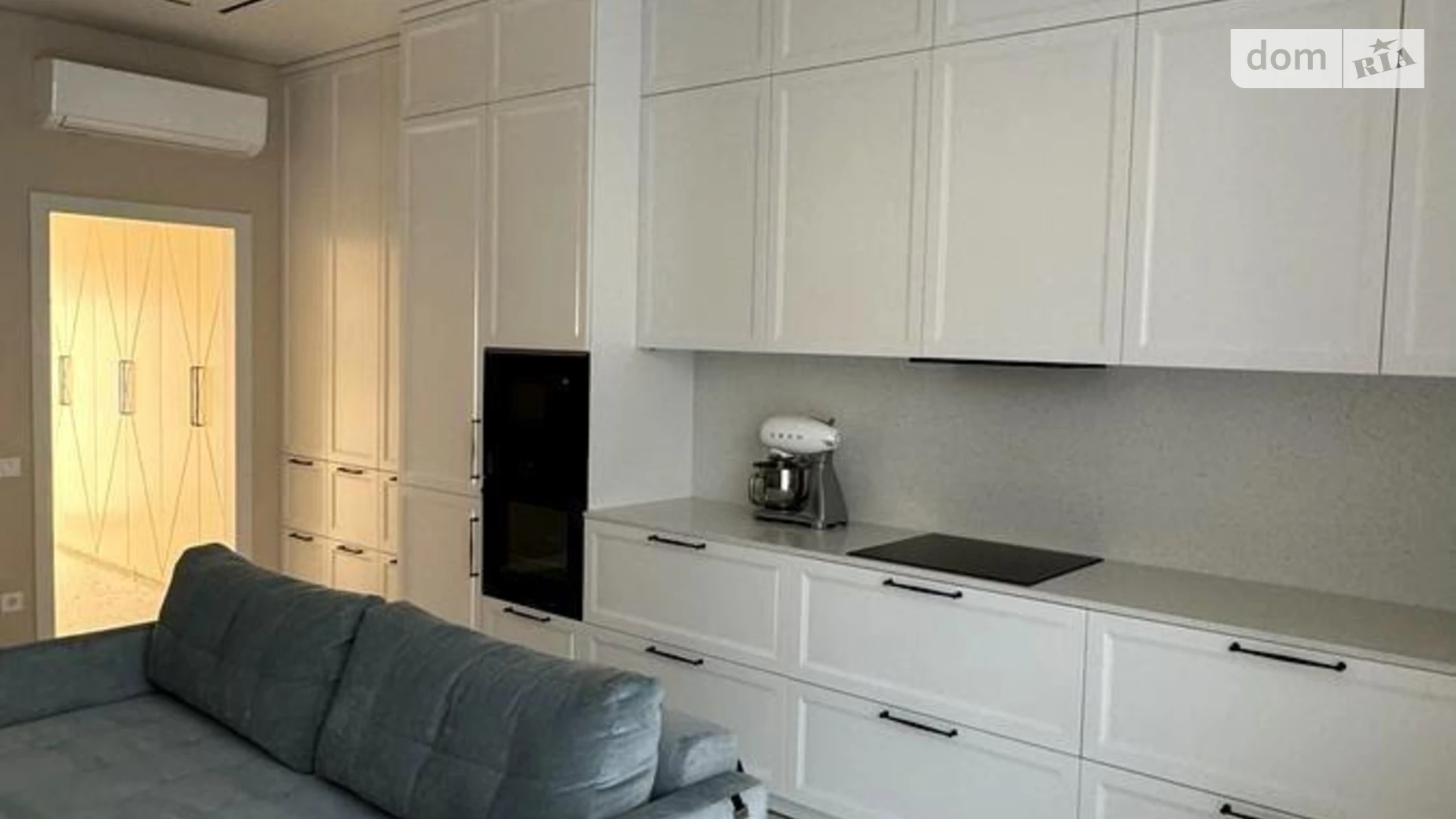 Продается дом на 2 этажа 130 кв. м с бассейном, цена: 160000 $ - фото 5