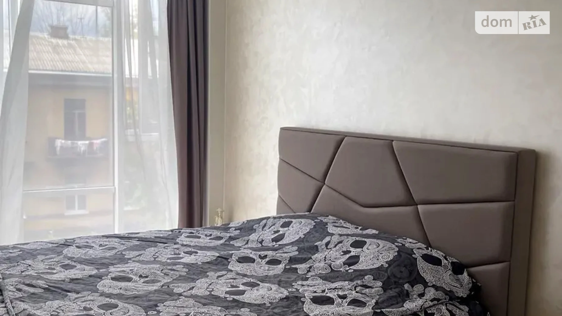 Продається 1-кімнатна квартира 70 кв. м у Києві, вул. Авіаконструктора Антонова, 2Б - фото 2