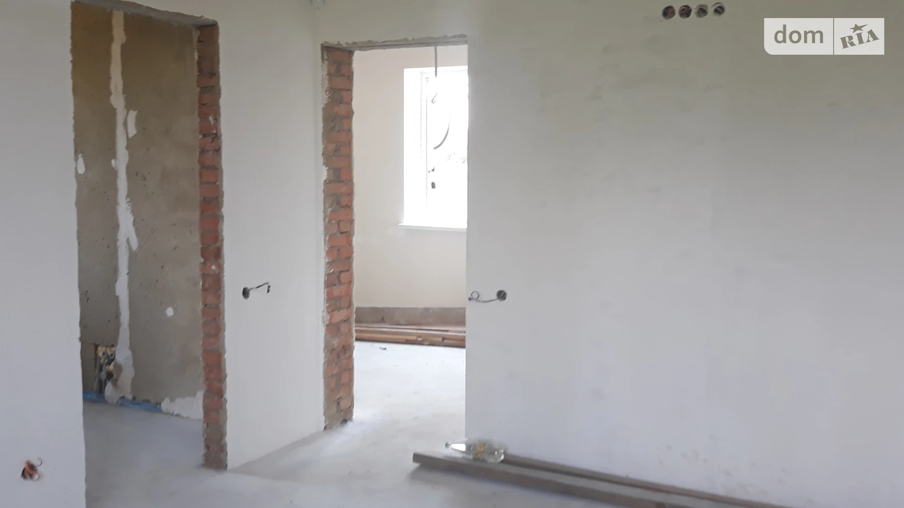 Продается одноэтажный дом 90 кв. м с гаражом, цена: 85000 $ - фото 3