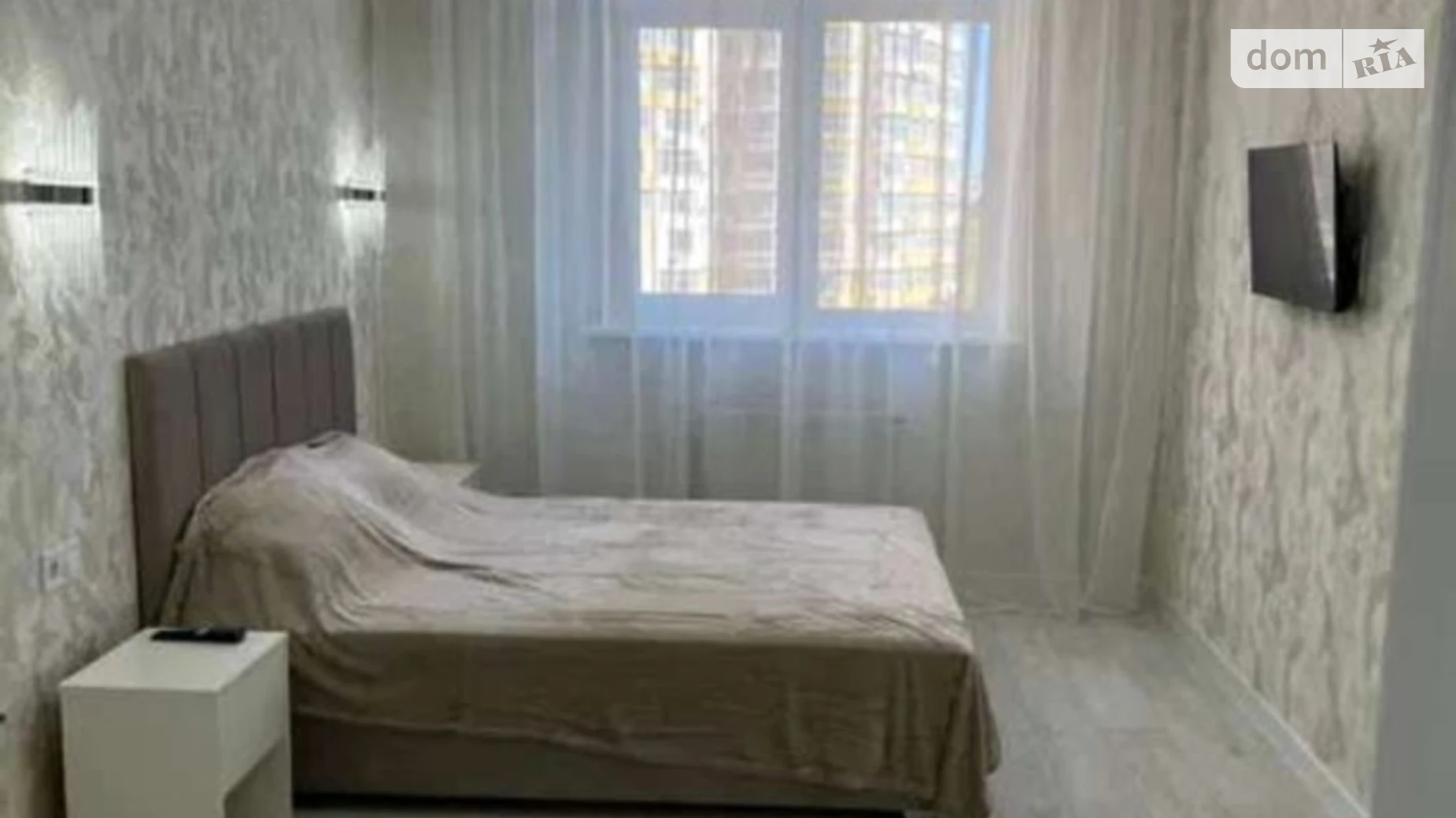 Сдается в аренду 1-комнатная квартира 42 кв. м в Одессе, ул. Краснова, 1Б - фото 4