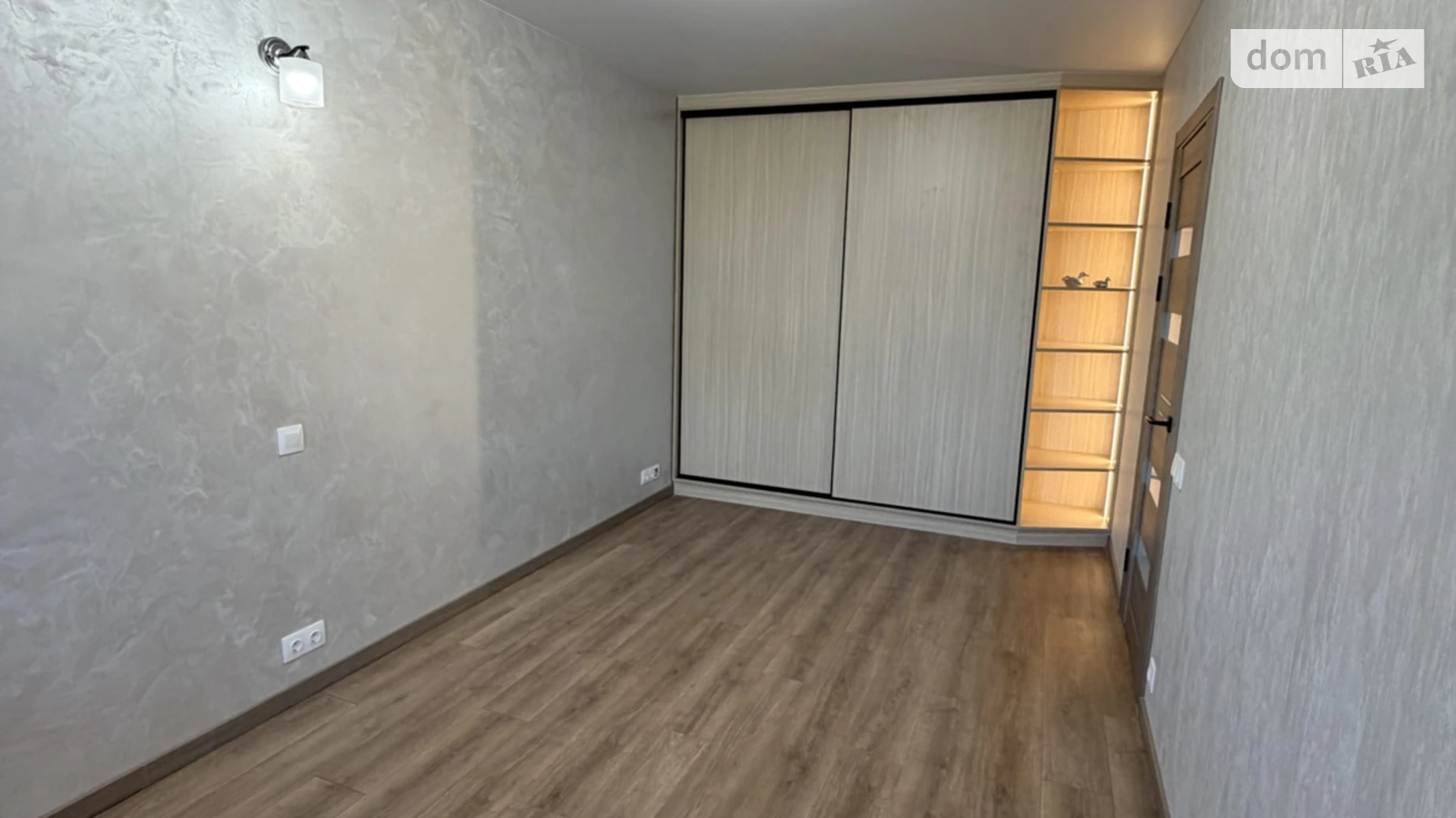 Продається 1-кімнатна квартира 35 кв. м у Бучі, вул. Миколи Мозгового, 2 - фото 2