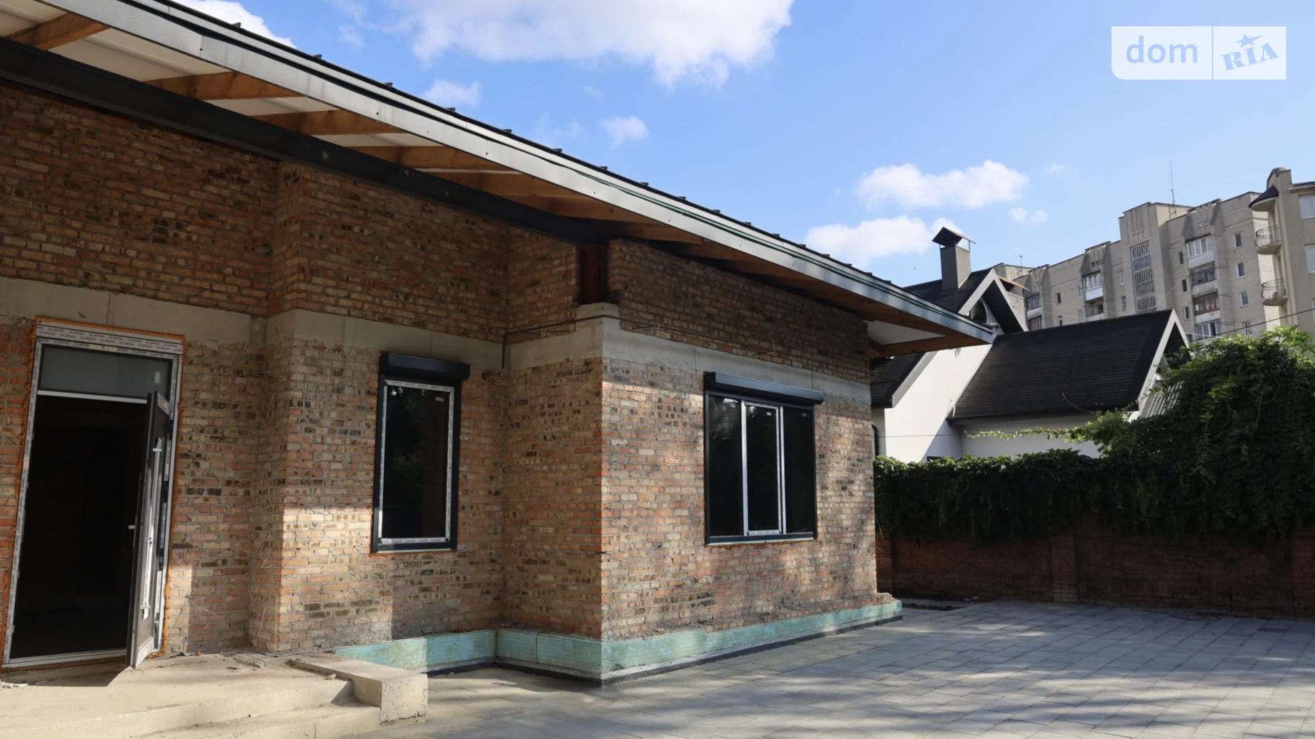 Продается дом на 2 этажа 356.7 кв. м с верандой, цена: 250000 $ - фото 3