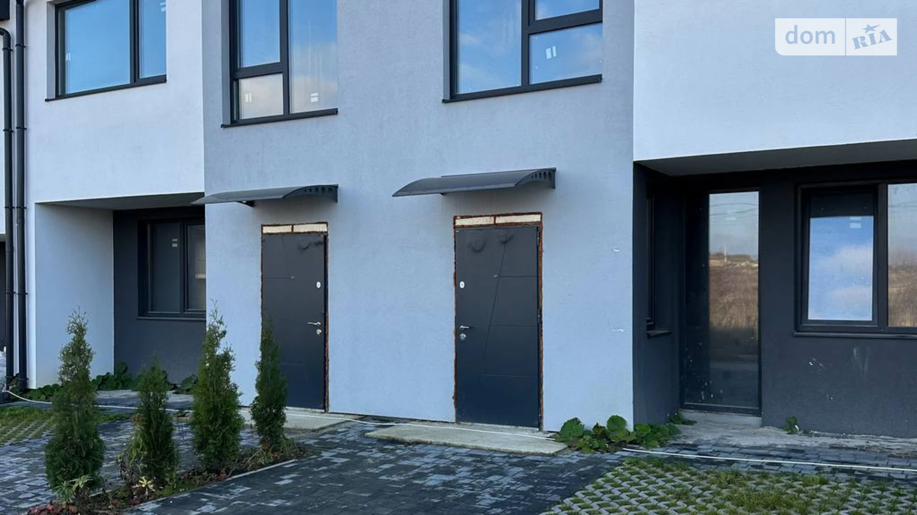 Продается 2-комнатная квартира 93.6 кв. м в Ровно, ул. Юрия Шахид-Горского - фото 2