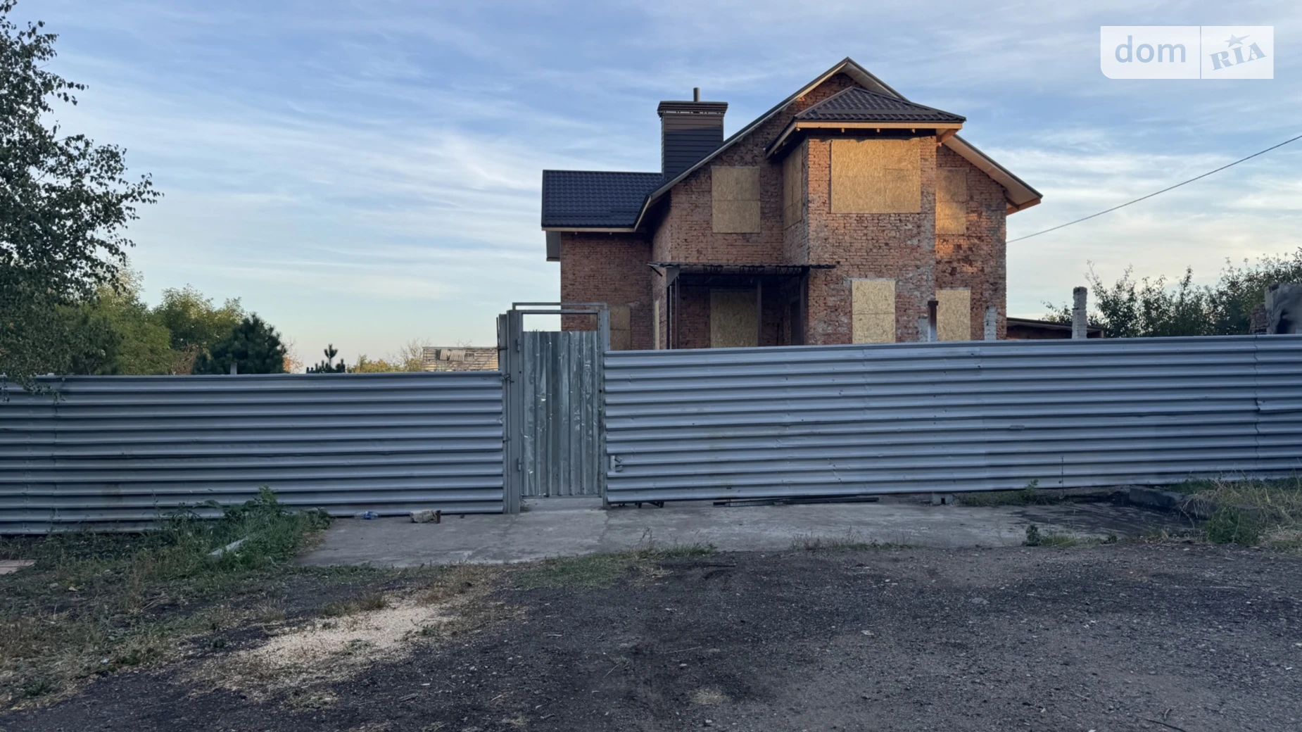 Продается дом на 3 этажа 270 кв. м с садом, цена: 70000 $ - фото 4