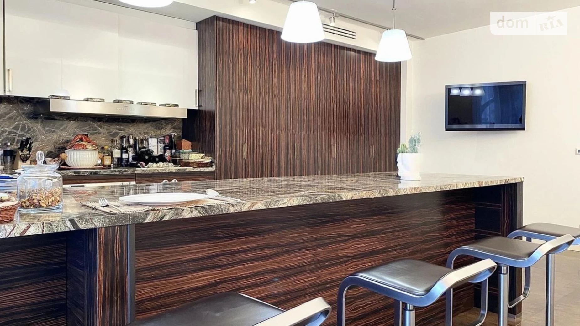 Продается дом на 3 этажа 867.8 кв. м с мебелью, цена: 1700000 $ - фото 5